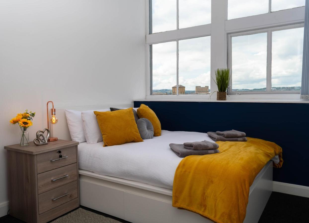 Sky Apartments Брадфорт Екстериор снимка